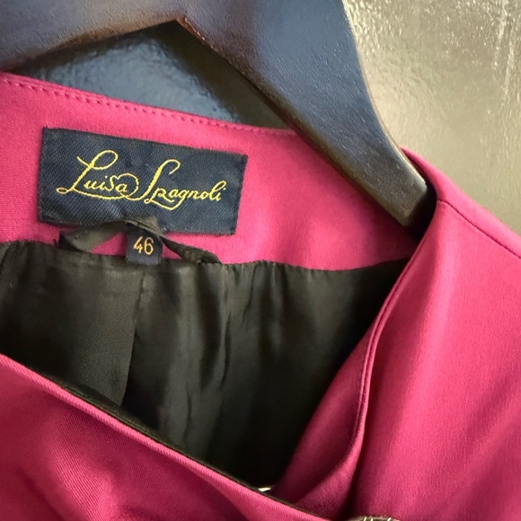 Luisa Spagnoli size 6 crop shiny fusia Blazer with Decorative Brooch EUC * - Picture 3 of 16